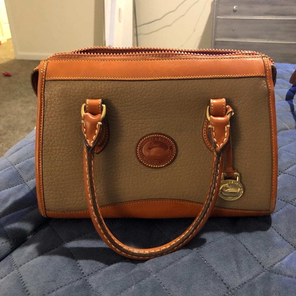 Dooney And Bourke handbag